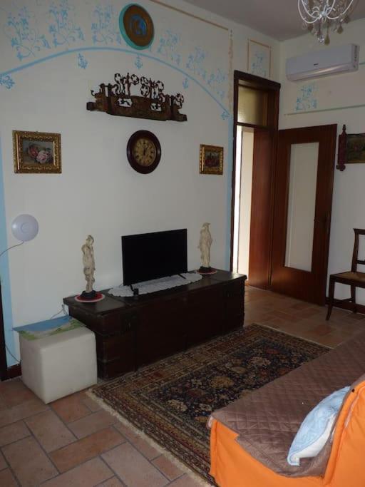 Appartamento Palazzo Del Provveditore Vista Lago Ντεζεντσάνο ντελ Γκάρντα Εξωτερικό φωτογραφία