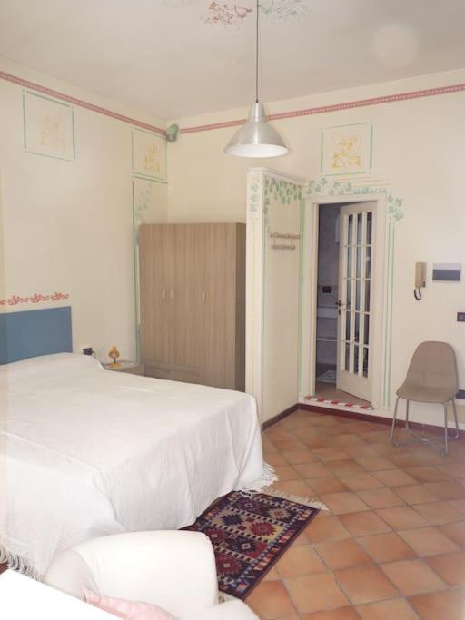 Appartamento Palazzo Del Provveditore Vista Lago Ντεζεντσάνο ντελ Γκάρντα Εξωτερικό φωτογραφία